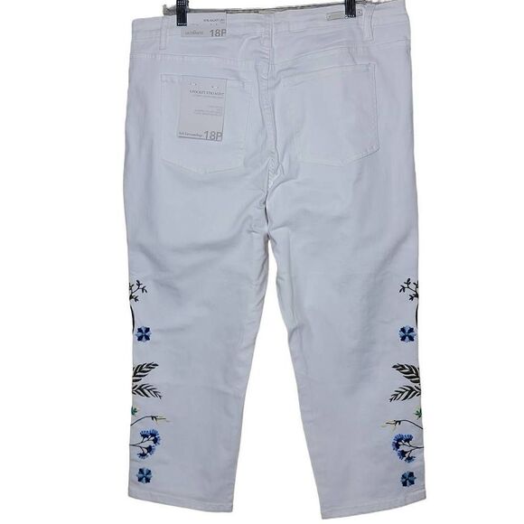 Soft Surroundings Embellished Floral 5 Pocket Straight Leg Crop Jeans 18 Petitie - Picture 12 of 13